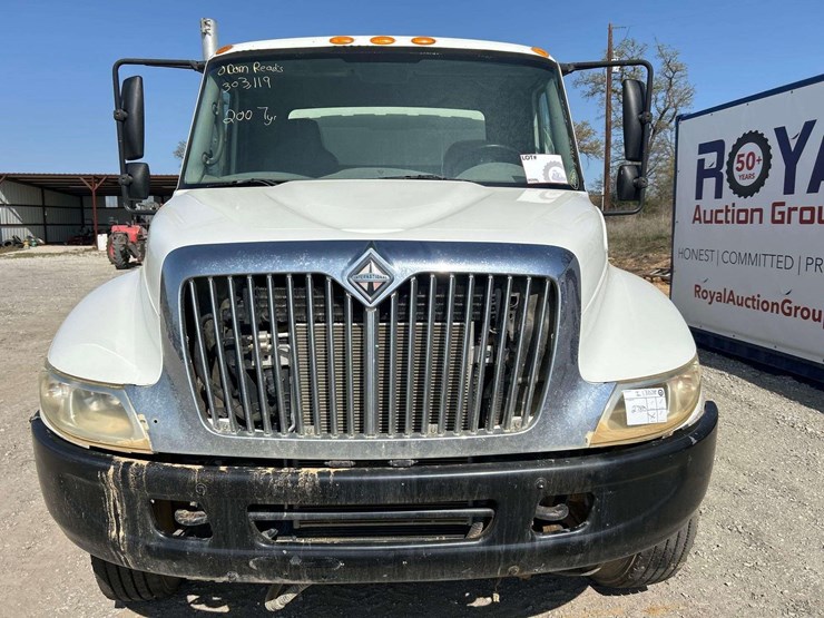 2007-international-durastar-4400-image-22