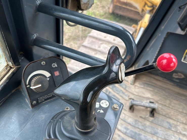 2013-deere-450j-lt-image-16