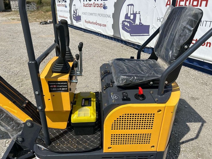 unused-2025-landhonor-ldh-kn16-mini-excavator-image-8