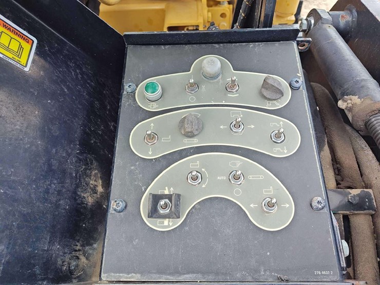 2013-caterpillar-ap-500e-image-35