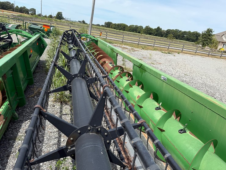 john-deere-635f-image-7