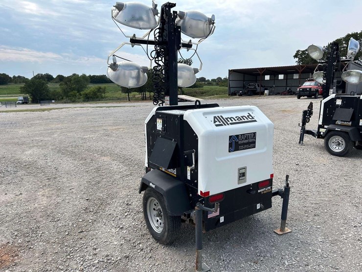 2019-allmand-bros-night-lite-v-series-image-2