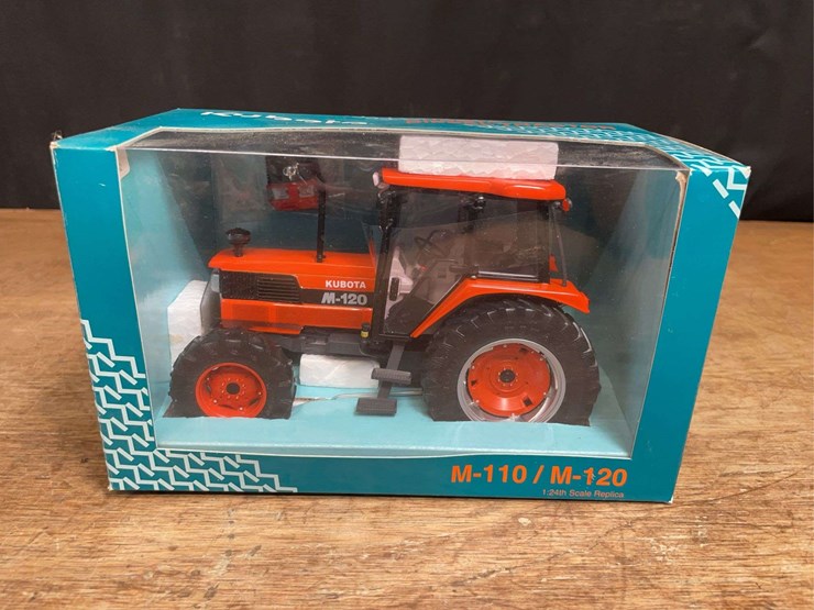 kubota-m120-image-1