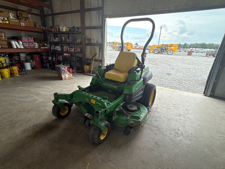 john-deere-z830a-image-1