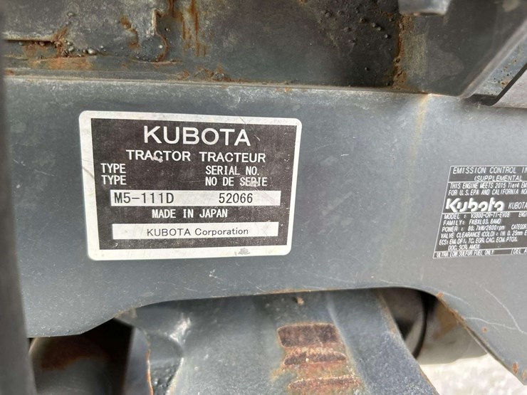 2017-kubota-m5-111d-image-5