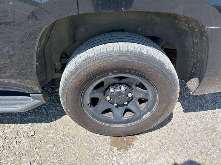 2019-chevrolet-tahoe-image-21