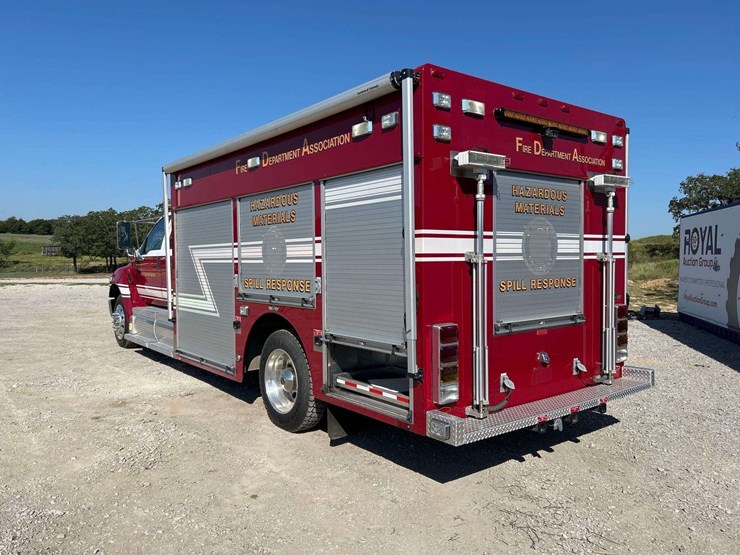 2005-ford-f650-image-2