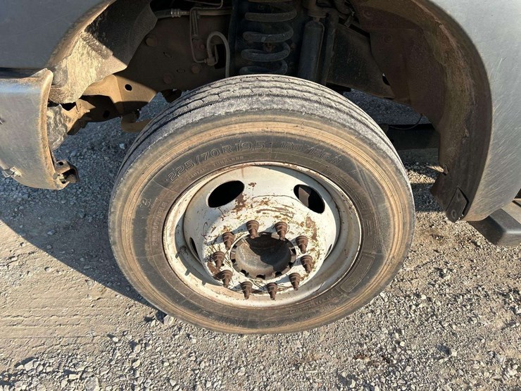 2016-ford-f450-image-24