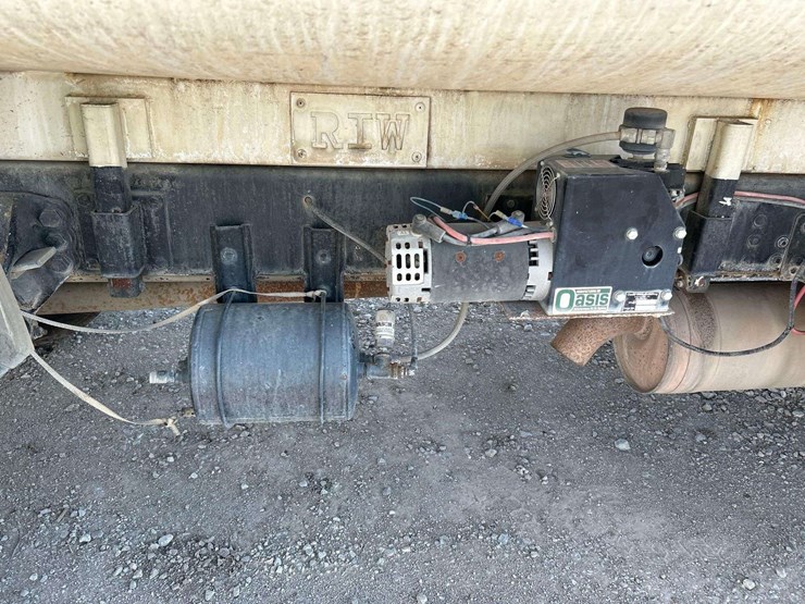 1998-ford-f800-image-21