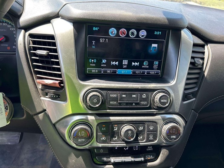 2019-chevrolet-tahoe-image-15