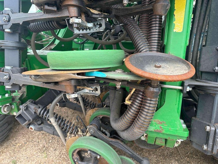 john-deere-1890-image-8