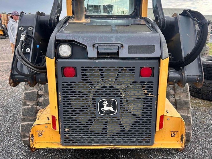 2018-deere-325g-image-5