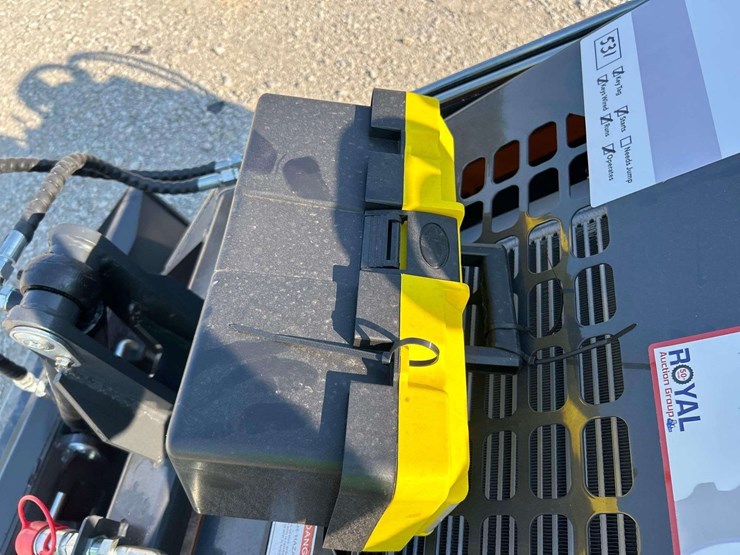 2025-unused-landhero-ldh-t460xx-mini-skid-steer-image-8