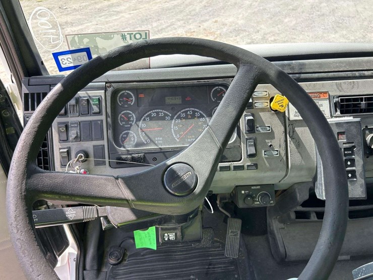 2001-e-one-pumper-image-14
