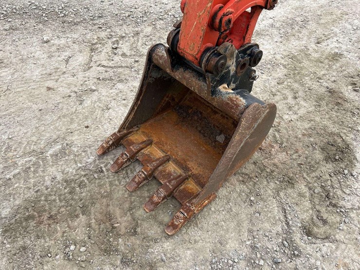 2015-kubota-kx71-3s-image-14