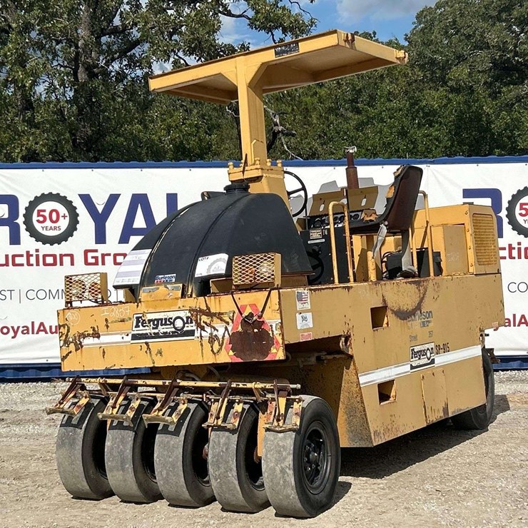 2002 Ferguson SP915RE Ride-On Pneumatic Asphalt Compactor