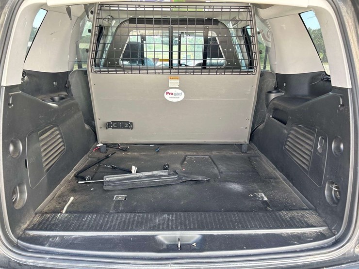 2020-chevrolet-tahoe-image-21