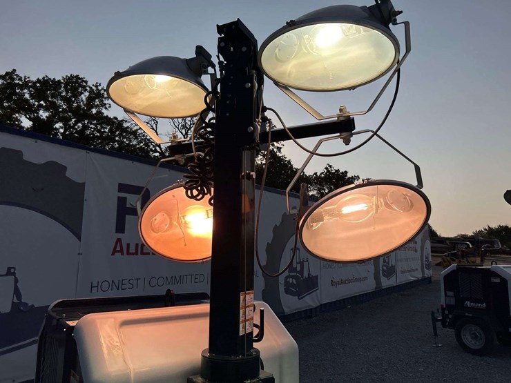 2019-allmand-bros-night-lite-v-series-image-12