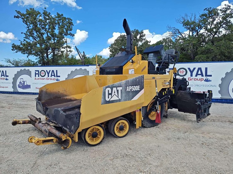 2013-caterpillar-ap-500e-image-29