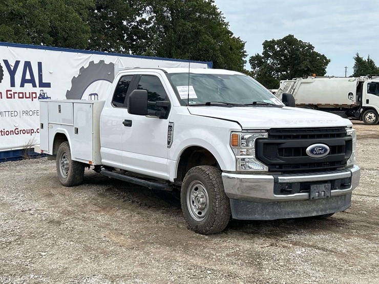 2021-ford-f250-image-4