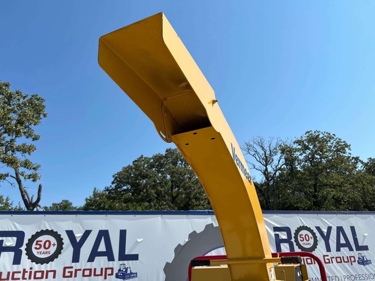 2013-vermeer-bc900xl-towable-brush-chipper-image-15