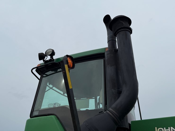 2005-john-deere-9220-image-27