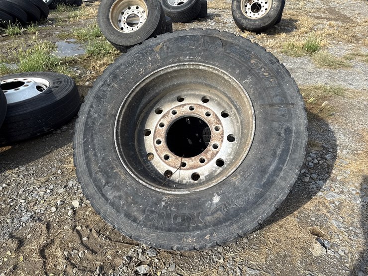 #5271-•-lot-of-(2)-445/50r22.5-tires-w/-rims-image-11