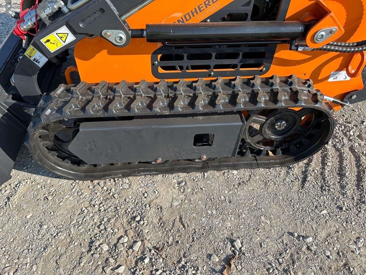 2025-unused-landhero-ldh-t460xx-mini-skid-steer-image-15