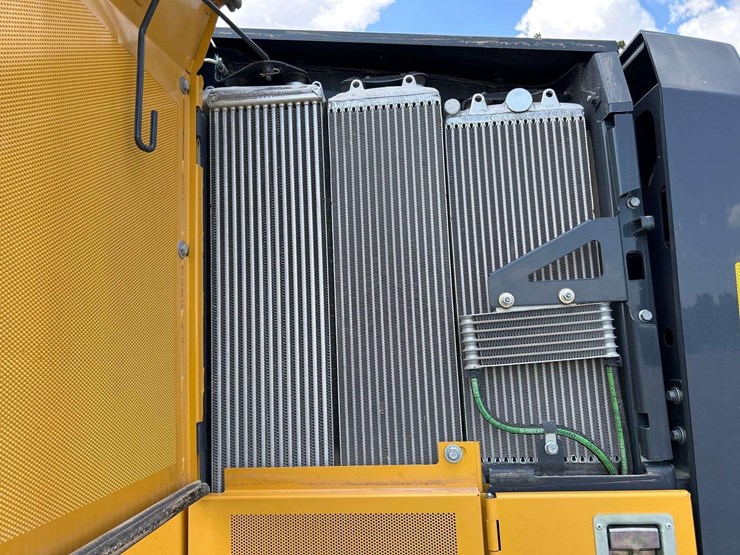 2025-deere-872gp-image-8
