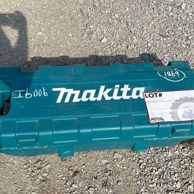 2017 Makita HM1307CB 35lb Demolition Hammer