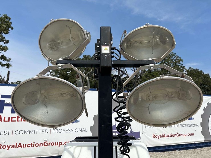 2019-allmand-bros-night-lite-v-series-image-13