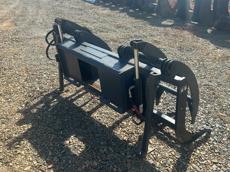 #2858-•-skid-steer-log-grapple*-image-1
