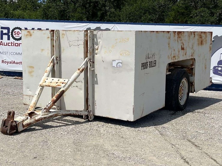 miller-and-smith-pnr-1000-pull-behind-proof-roller-trailer-image-1