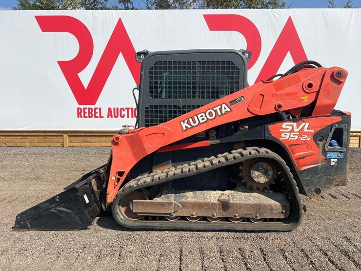 2020-kubota-svl95-2s-image-1