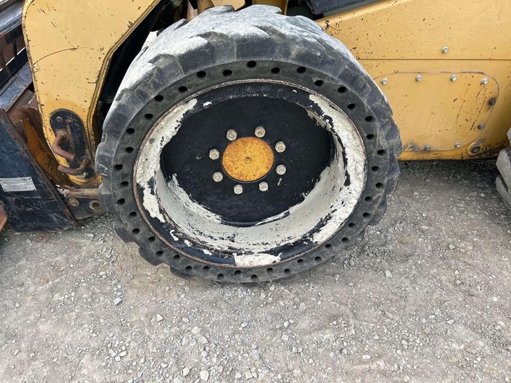 2008-caterpillar-262c-image-18