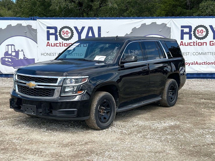 2017-chevrolet-tahoe-image-1