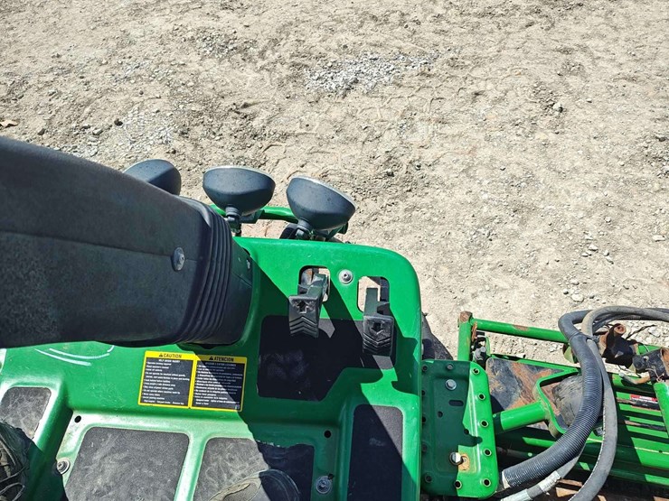 2015-john-deere-7700a-image-18