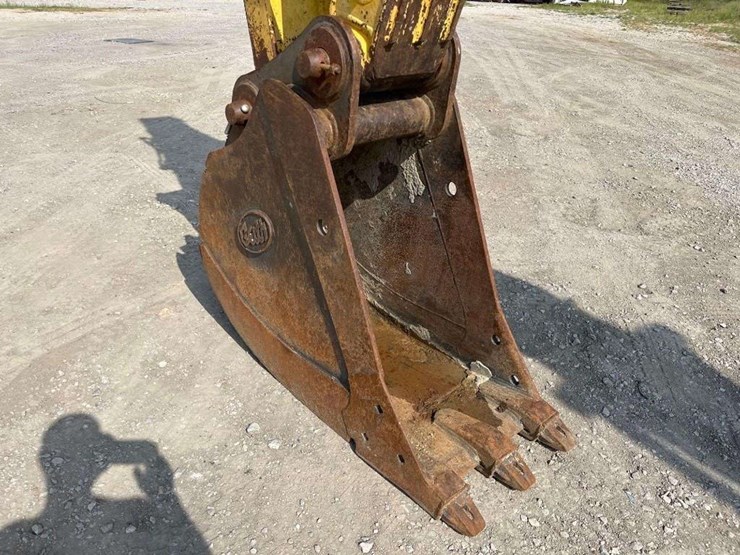 2006-kobelco-sk210-lc-image-15