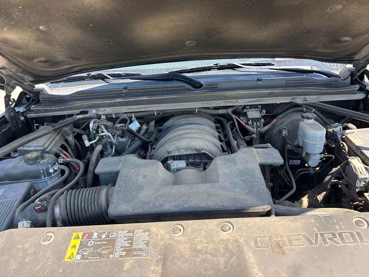 2019-chevrolet-tahoe-image-8