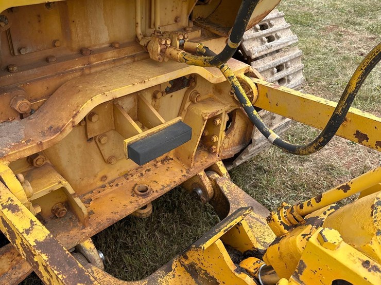 caterpillar-941-image-14