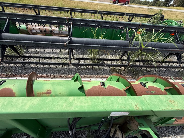 john-deere-635f-image-14