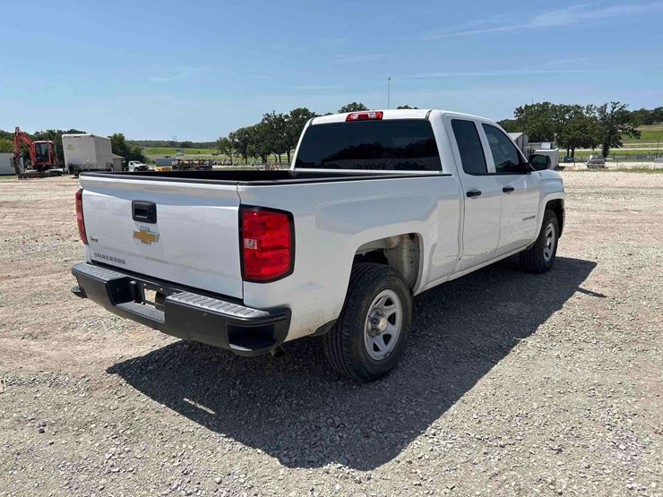 2015-chevrolet-silverado-1500-image-4