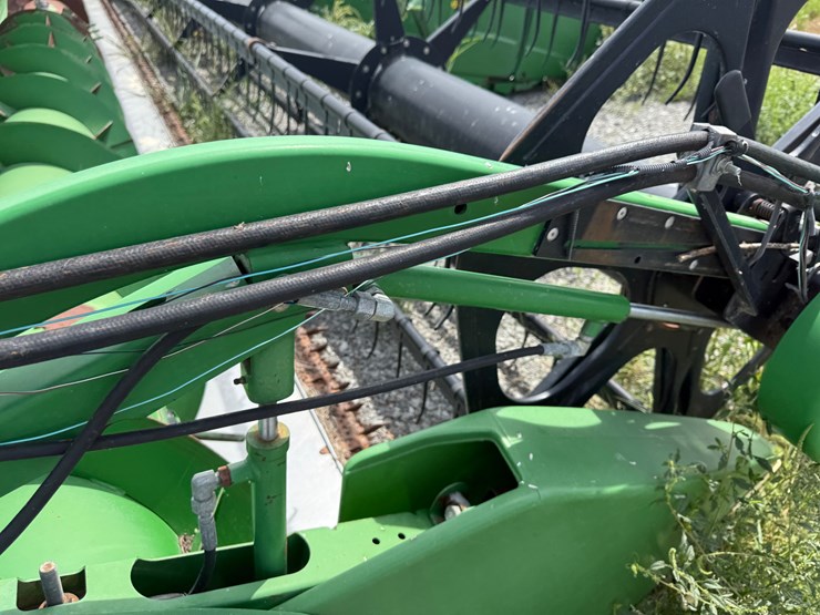 john-deere-635f-image-21