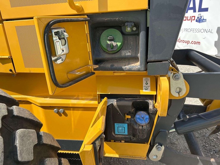 2025-deere-872gp-image-32