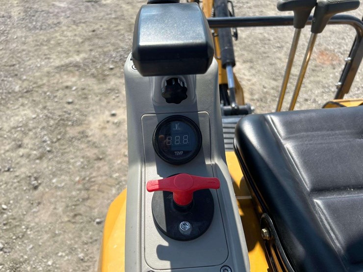 2025-ir-ire20-mini-excavator-image-14