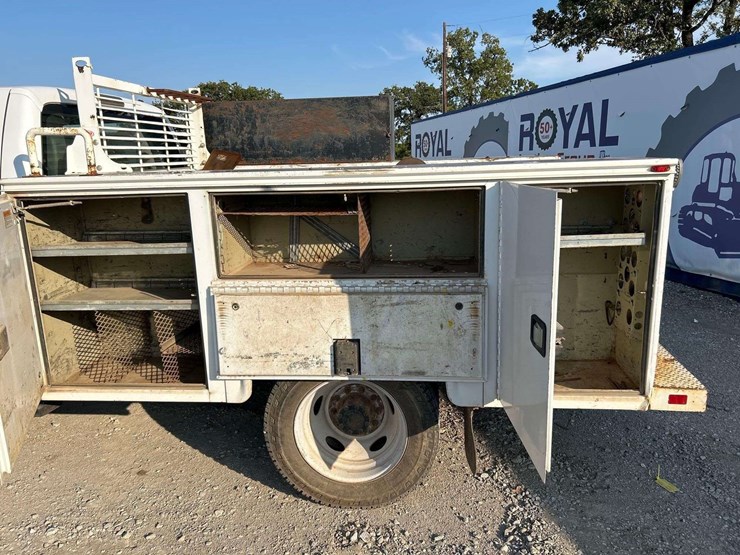 2016-ford-f450-image-18