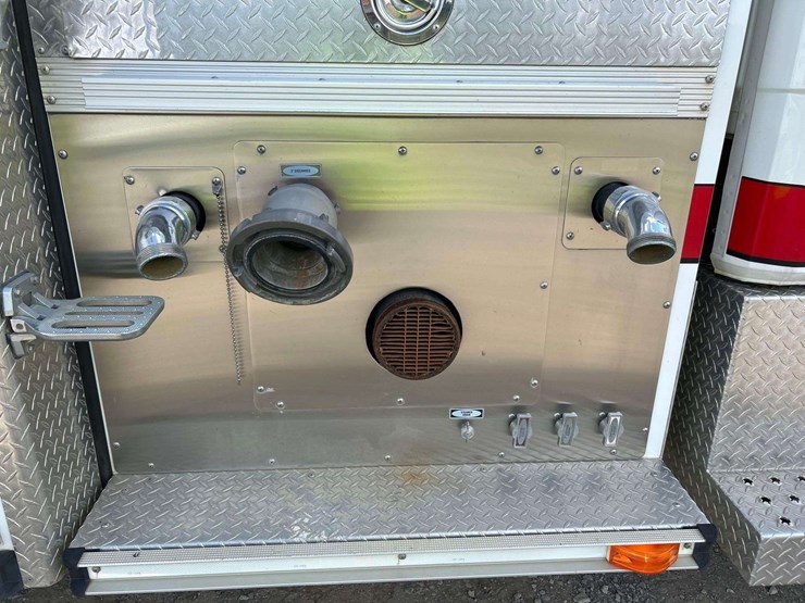 2001-e-one-pumper-image-33
