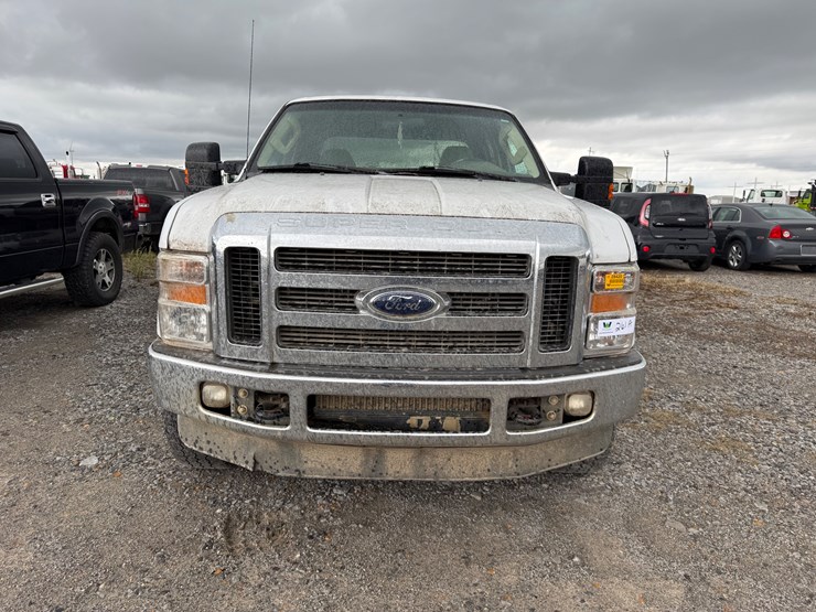 2010-ford-f350-image-2