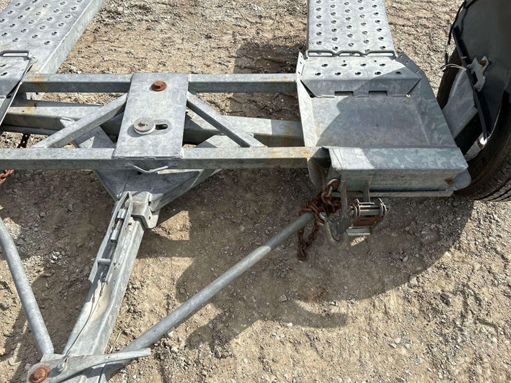 vehicle-tow-dolly-image-5