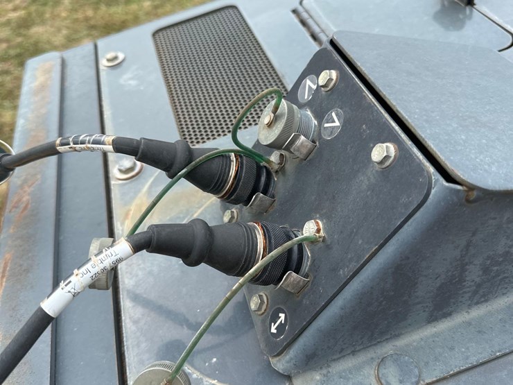 2013-deere-450j-lt-image-13